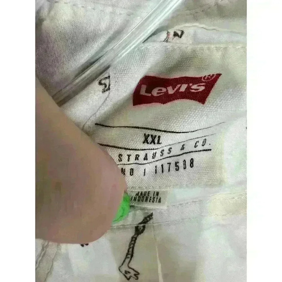 Levi's Men's Short Sleeve Riverton Poplin Button Down Flamingo Shirt Size XXL - Picture 6 of 9